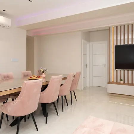 Luxury Imperio Apartman *