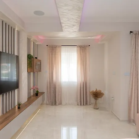 Luxury Imperio Apartman *